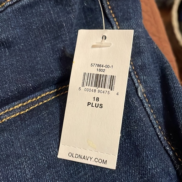 Old Navy women’s Rockstar super skinny, high rise denim jeans. Size 18 plus. NWT - Picture 9 of 9